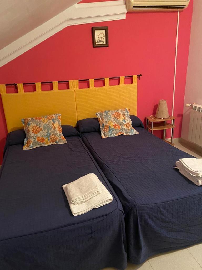 Hostal Y Apartamentos La Vereda รุยเดรา ภายนอก รูปภาพ