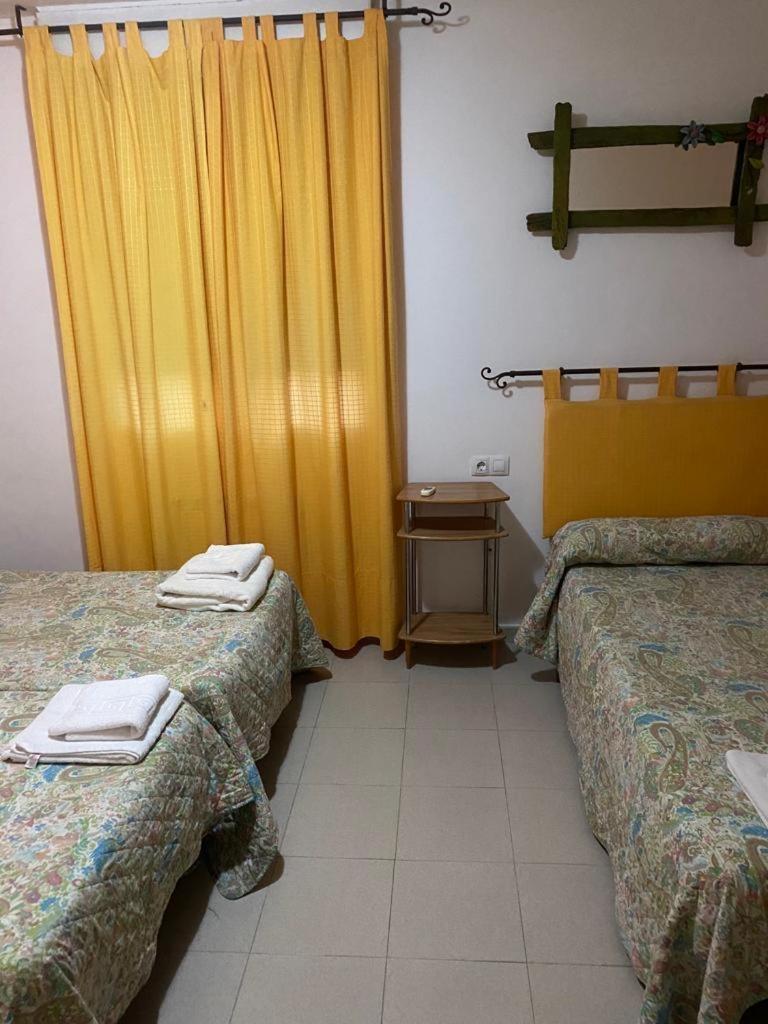 Hostal Y Apartamentos La Vereda รุยเดรา ภายนอก รูปภาพ
