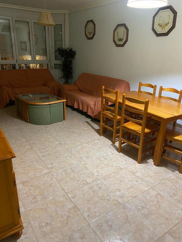 Hostal Y Apartamentos La Vereda รุยเดรา ภายนอก รูปภาพ